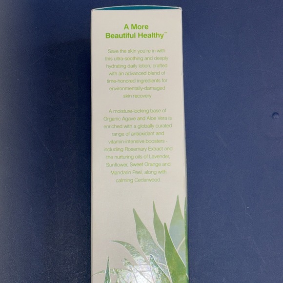 Radical Recovery Moisturizing Lotion Coola Organic Ultra Soothing 5 Fl. - Picture 4 of 10